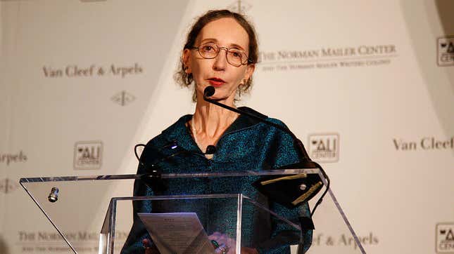 Image for article titled What the Fuck Is Going On With Joyce Carol Oates&#39;s Keyboard? [Updated]