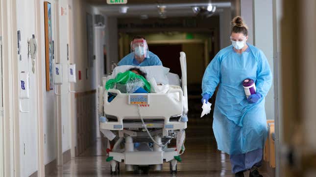Image for article titled Healthcare Workers Say Some Patients Don't Believe They Have Covid-19—Even When It's Killing Them
