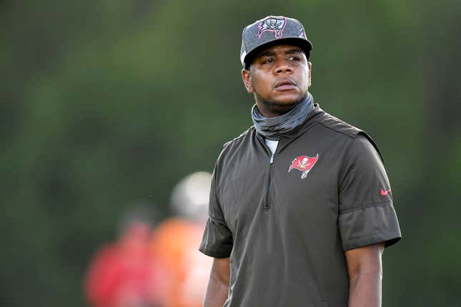 Byron Leftwich of the Tampa Bay Buccaneers looks on during training camp at AdventHealth Training Center on August 20, 2020 in Tampa, Florida.