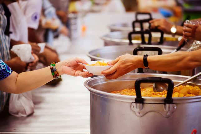 Image for article titled Selflessness on the Menu: Detroit Restaurants Use Food to Feed Homeless After Being Forced to Close