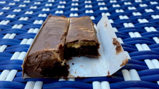 Reese’s Snack Cakes, cross section