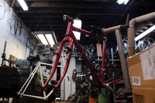 Image for article titled Here's How An Expert Framebuilder Will Repair My Horrible Old Schwinn's Snapped Frame