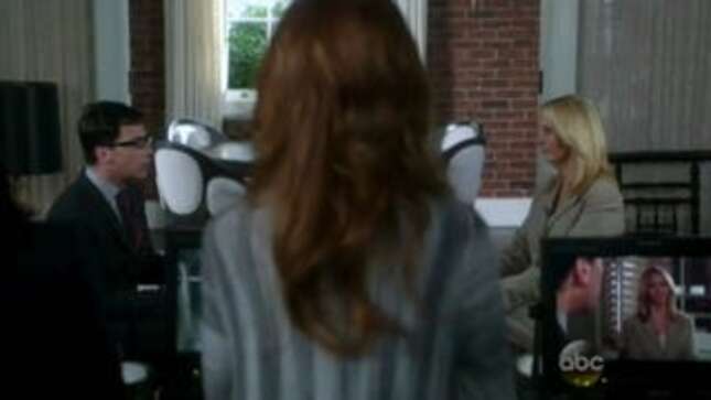 <em>Scandal</em>: Lisa Kudrow Goes HAM in an Epic Speech on Sexism in Politics