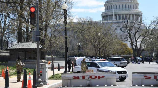 Image for article titled U.S. Capitol On Lockdown And 2 Dead After Car Rams Barricade, Reported Gunfire (Updated)