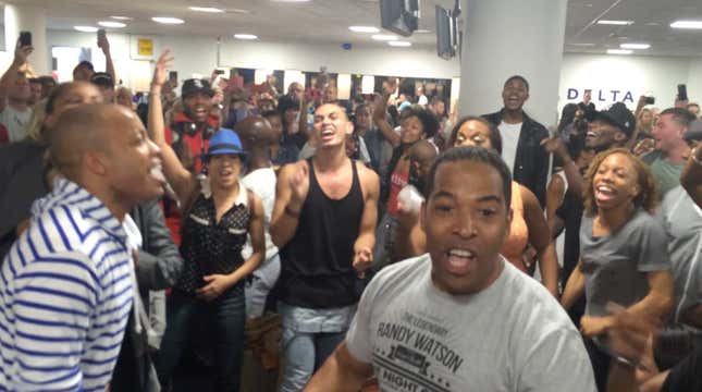 Watch the Casts Of <i>The Lion King</i> and <i>Aladdin</i> Have An Airport Sing-Off