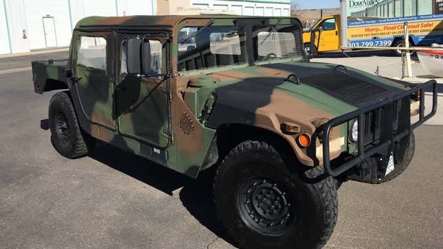 Image for article titled At $25,000, Would You Enlist With This 2008 AM General M998 HMMWV?