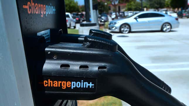 Image for article titled Google Maps May Soon Allow You To Pay For EV Charging