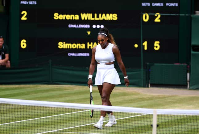 Image for article titled Simona Halep Dominates Serena Williams in Wimbledon Finals, Proving That Even Superheroes Have Off Days