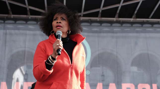 Jenifer Lewis performs at the 4th Annual Women’s March LA: Women Rising on January 18, 2020.