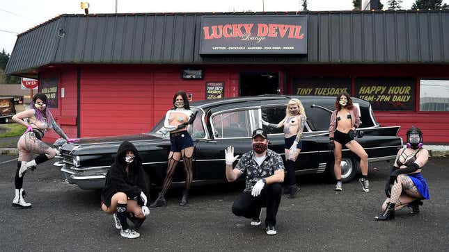 Image for article titled Oregon Strip Club Opens Drive-Thru And Delivery Service