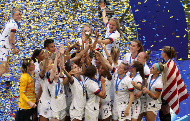 Image for article titled Happy Belated Birthday, America. Let's Indulge in a Single Moment of Patriotism