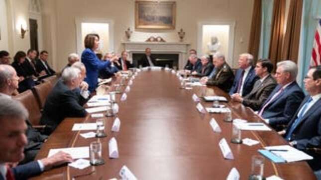 Image for article titled I Looked at This Nancy Pelosi Photo and Felt Nothing
