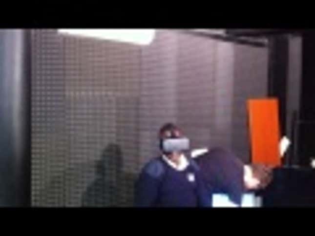 Oculus Rift Was A Little Too Real For This Security Guard