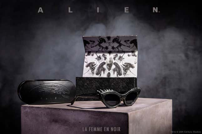Image for article titled This High-End Alien Fashion Line Is Xenomorph Couture