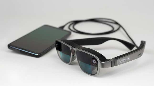 Image for article titled Qualcomm&#39;s New AR Headset Design Might Make Smart Glasses More of a Thing