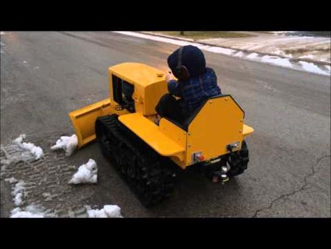 Amazing Dad Builds Kids Working Bulldozer, All Other Dads Shamed