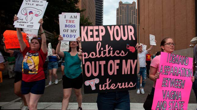 Image for article titled Alabama Attorney General Isn't Appealing Injunction Blocking Near-Total Abortion Ban