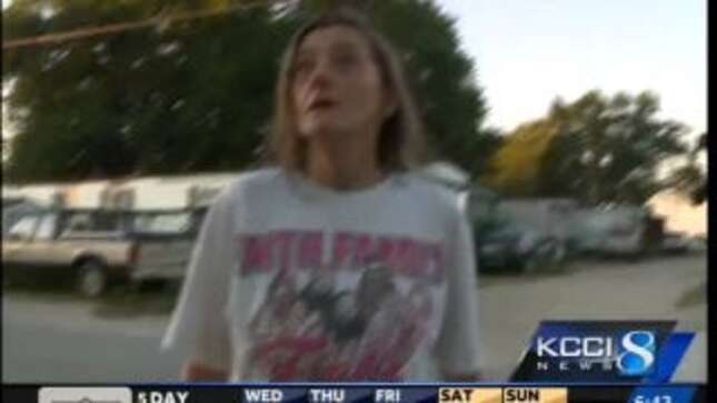 Woman Screams Racial Slurs At Reporter As She Delivers Broadcast in Iowa