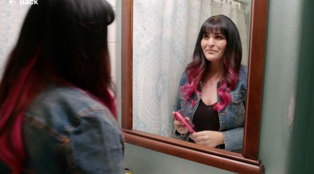 Image for article titled A Rather Unique Coming Out on Dr. Pimple Popper