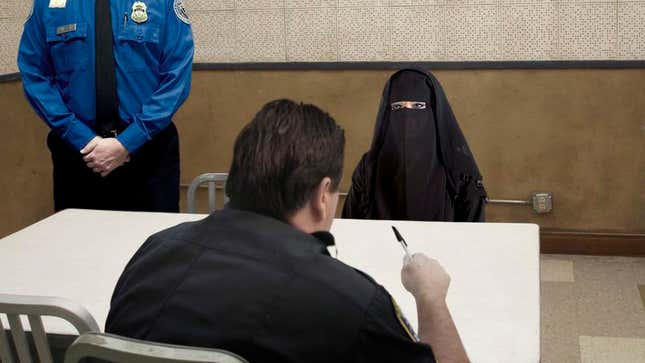 Image for article titled New TSA Precheck Program Offers Expedited Interrogations For Muslim Passengers