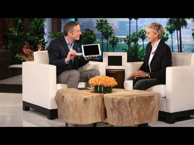 Magician Does All His Tricks Using An iPad