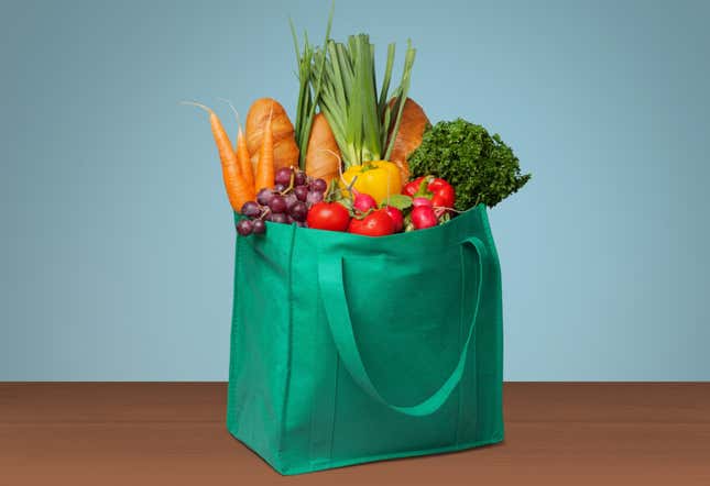 Image for article titled Bay Area Bans Reusable Shopping Bags Amid Coronavirus Pandemic. Yes, You Read That Right