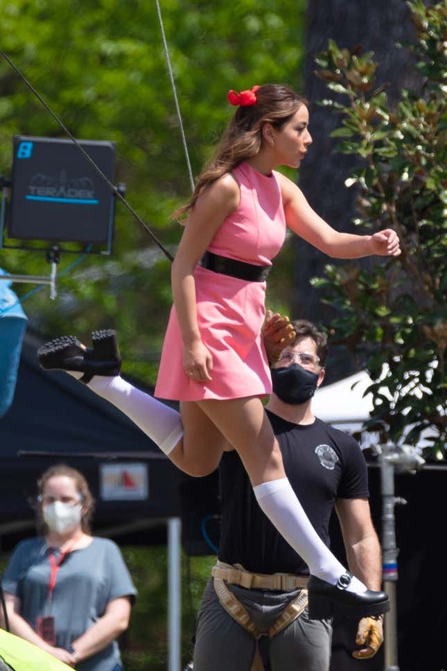 Image for article titled Girl, What the Fuck Is This?
