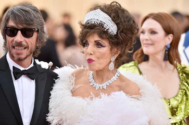 Image for article titled Elites Go Camping: Every Look from the 2019 Met Gala Red Carpet