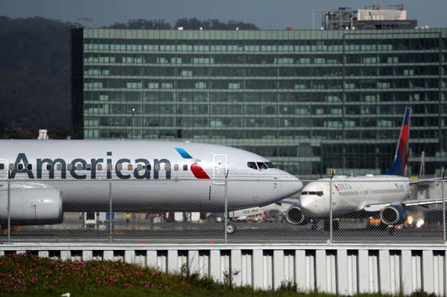 Image for article titled American Airlines Accused of Policing Black Passenger&#39;s Curves After Deeming Her Romper &#39;Inappropriate&#39;