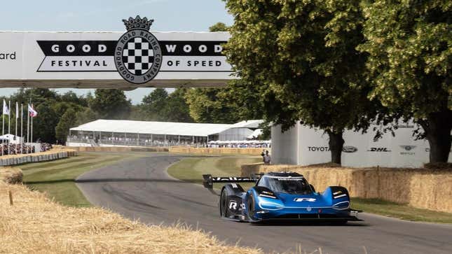 Image for article titled Volkswagen&#39;s All-Electric Prototype Officially Annihilated the Goodwood Hill Climb Record