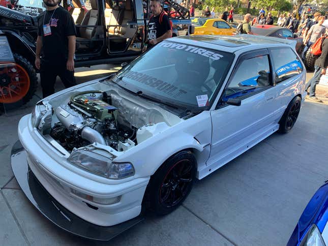 Image for article titled Here Is Everything Awesome I Could Find At SEMA This Year