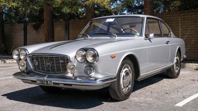 Image for article titled This Lancia Flavia Could Make Me A Better Person