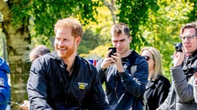 Image for article titled Prince Harry Is Daddy