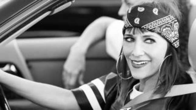 Rashida Jones Dropped a 90s-Style Video For Her Single, 'Flip and Rewind'