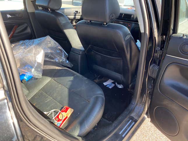 Image for article titled Here’s Everything Wrong With My Ludicrously Cheap ‘Holy Grail’ Volkswagen Passat W8 Manual