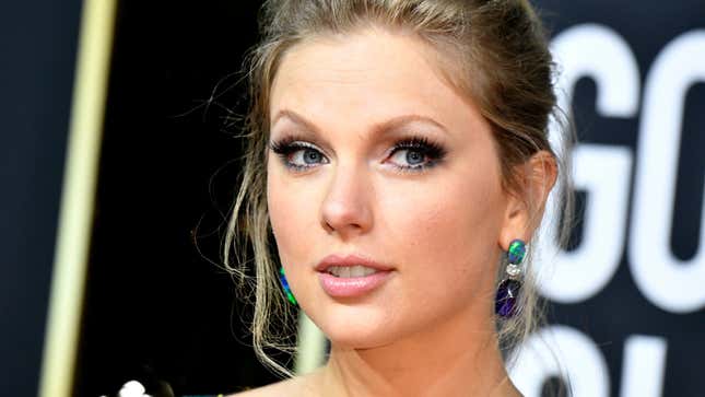 Image for article titled Something Incredibly Obvious I Only Just Realized About Taylor Swift's 'Fifteen'