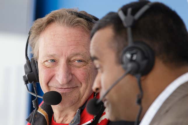 Image for article titled Ontario Minister Apologizes For Calling Senators Owner Eugene Melnyk "A Fucking Piece Of Shit" And "A Fucking Loser"