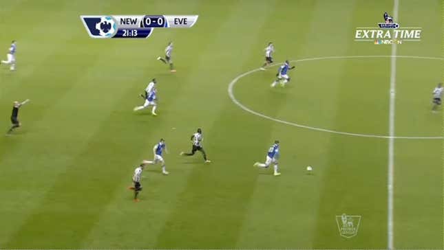 Here's Everton's Ross Barkley Dribbling 75 Yards And Scoring A Goal