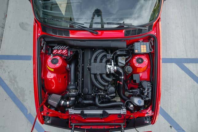 Image for article titled At $38,500, Could this Custom 1989 BMW 325i Turbo Touring Make You Throw Caution to the Wind?