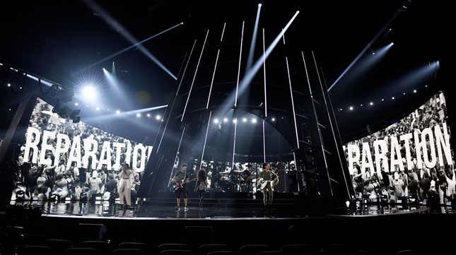 Rhona Bennett, Terry Ellis and Cindy Herron of En Vogue rehearse at the 2020 Billboard Music Awards, broadcast on October 14, 2020, in Los Angeles, CA.