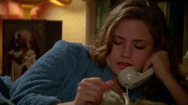 Image for article titled Fast Times at Ridgemont High Writer Says Abortion Storyline Would Be 'Controversial' in 2019