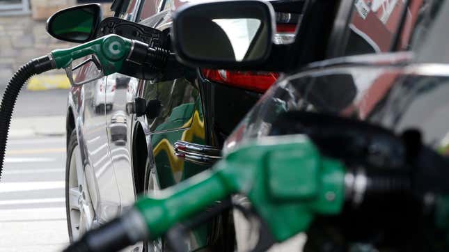 Image for article titled U.S. Chamber Of Commerce Sides With Automakers In Fuel Economy Battle