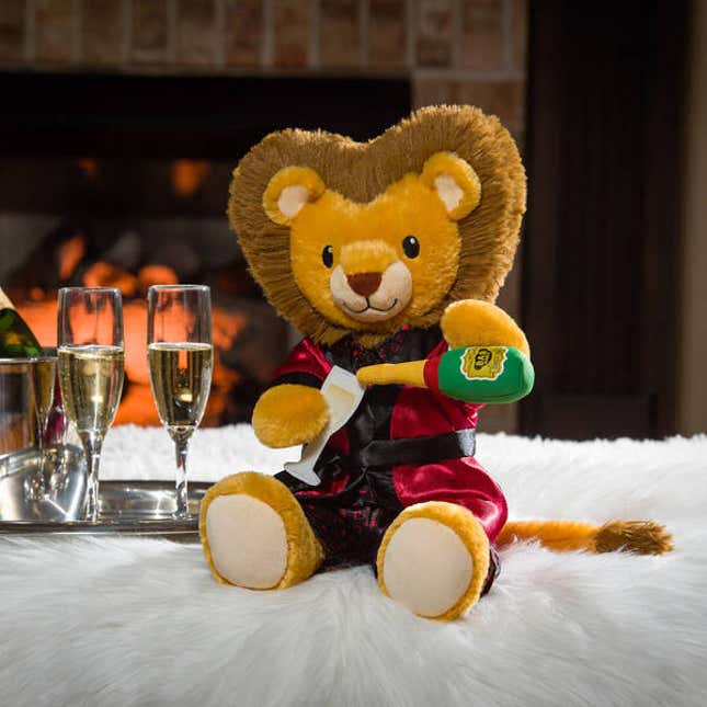 Image for article titled Is This Build-A-Bear Trying to Have Sex With Me?