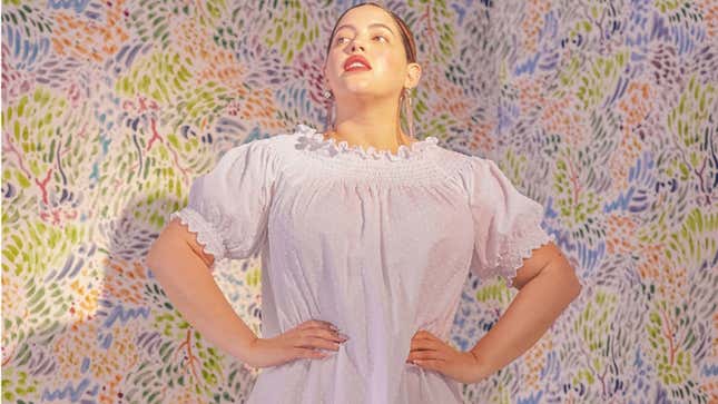 Image for article titled Why Are All These Influencers Dressing Like My Abuela?
