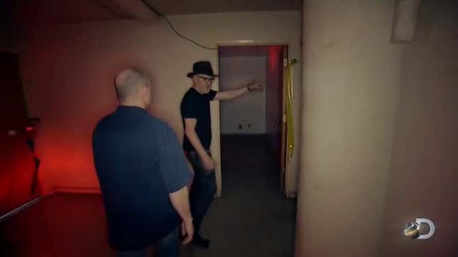 Can A <i>Doom</i> Marine Really Carry Nine Weapons? <i>Mythbusters</i> Finds Out.