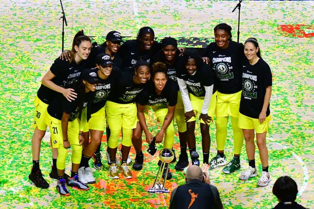 The Seattle Storm poses for a picture after winning the WNBA Championship after defeating the Las Vegas Aces 92-59 during Game 3 of the WNBA Finals at Feld Entertainment Center on October 06, 2020 in Palmetto, Florida.