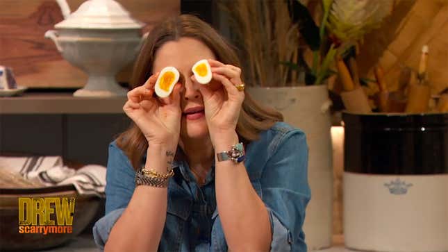 Image for article titled Drew Barrymore Is Having a Surprisingly Horny Halloween Season