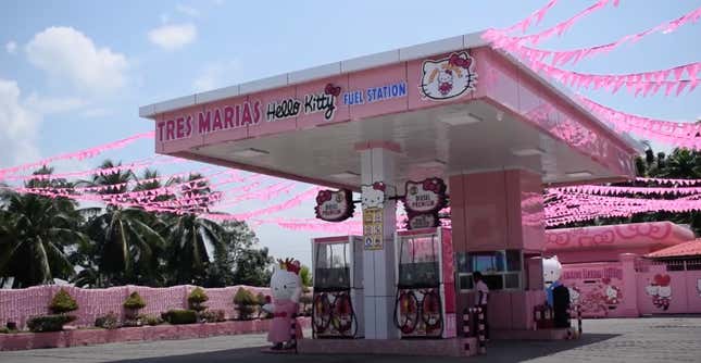 Image for article titled There Is A Hello Kitty Gas Station