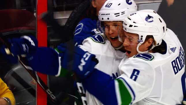 Elias Pettersson Update: He's Still Awesome