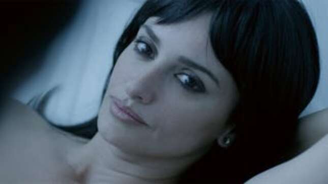 In New Film <i>Ma Ma</i>, Penelope Cruz Finds Love While Struggling With Breast Cancer
